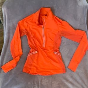 Lululemon quarter zip long sleeve shirt